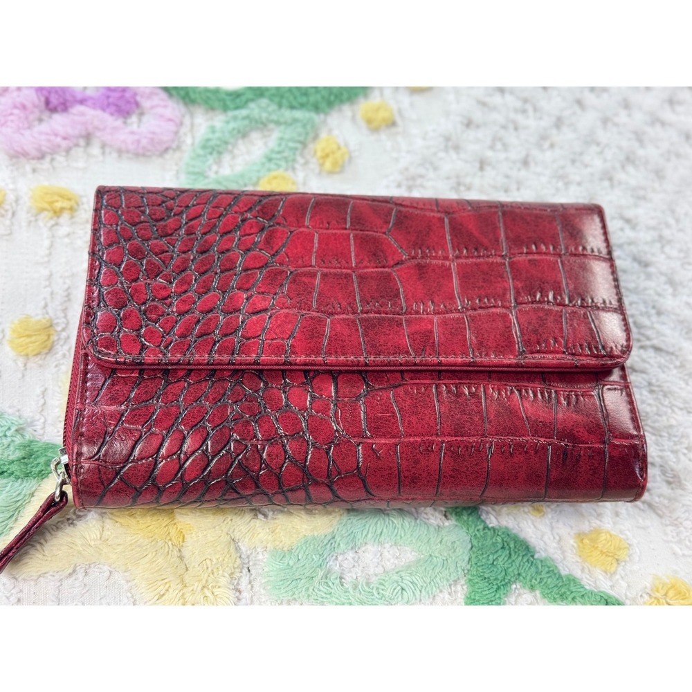 Guang Tong Red Crocodile Embossed Tri-Fold Wallet with ID Windows and Zip Pocket
